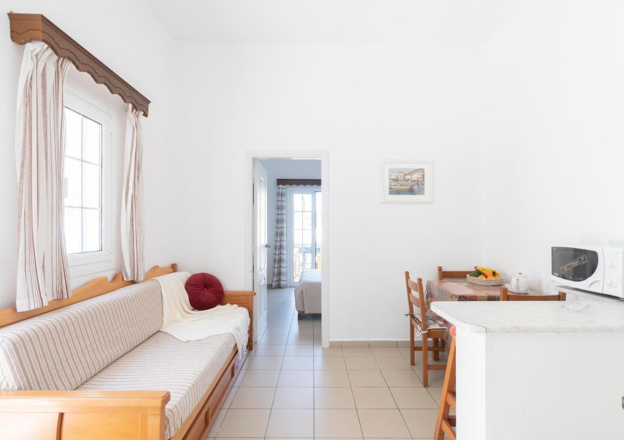 Tassos Apartments I Alinda  Buitenkant foto