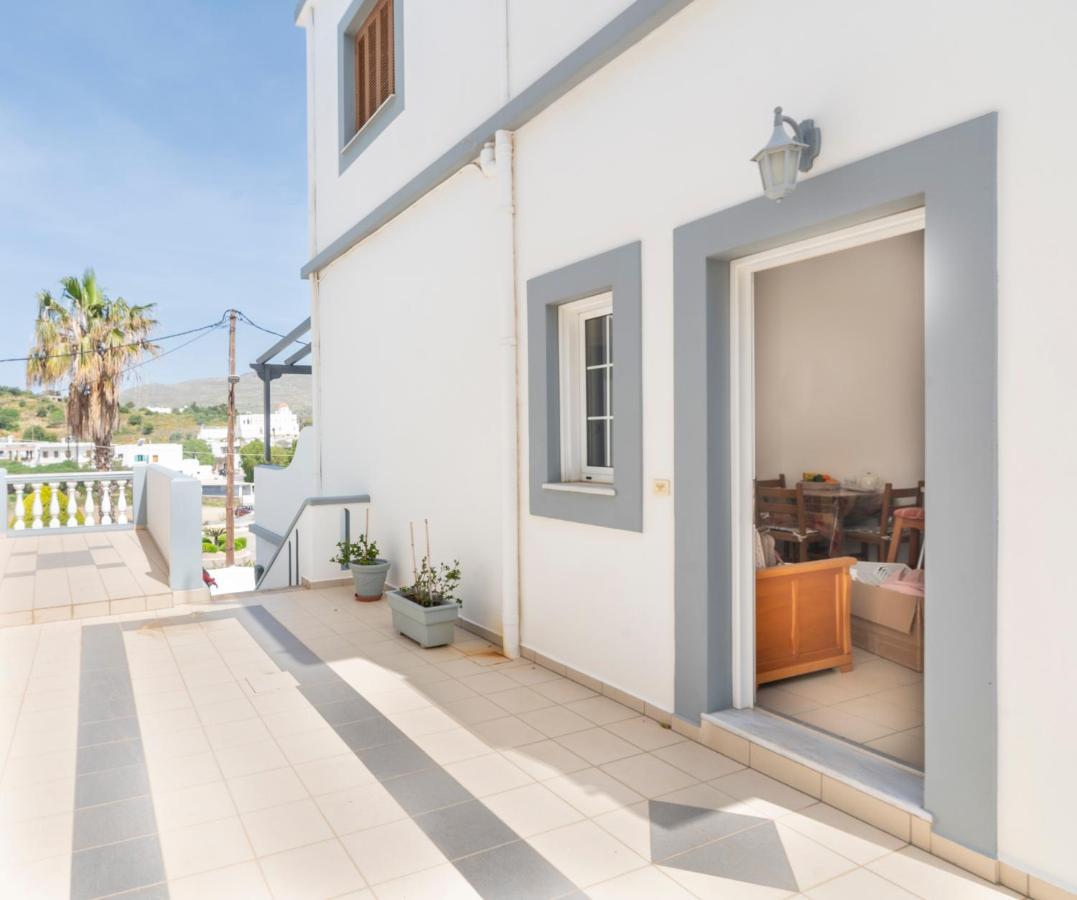 Tassos Apartments I Alinda  Buitenkant foto